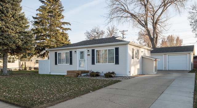Photo of 327 Easy St, Bismarck, ND 58504