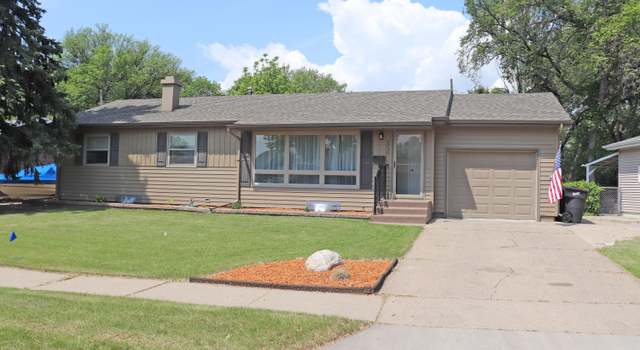 Photo of 2030 St Joseph Dr, Bismarck, ND 58501