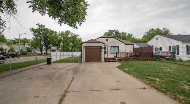 Photo of 902 E Avenue F, Bismarck, ND 58501