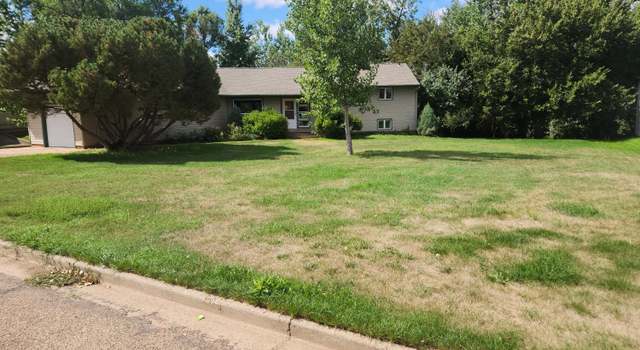 Photo of 307 3rd St S, Glen Ullin, ND 58631