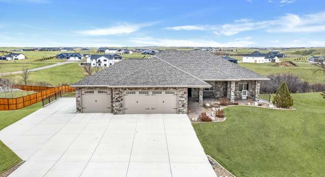 Photo of 14119 Trail Boss Way, Bismarck, ND 58503