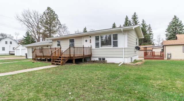 Photo of 107 2nd St E, Center, ND 58530