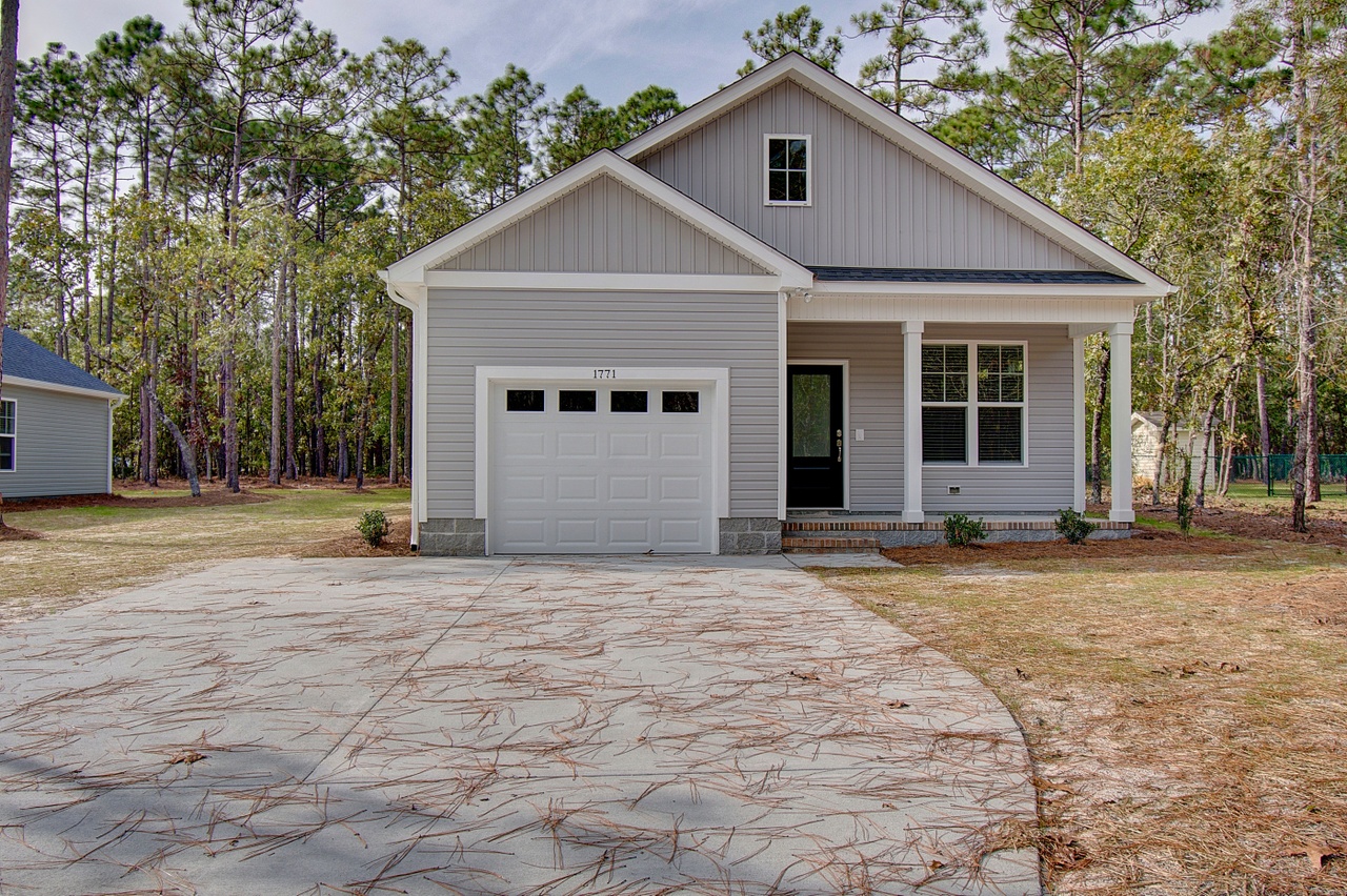 Raeford, Boiling Spring Lakes, NC 28461 (277,223+) Redfin