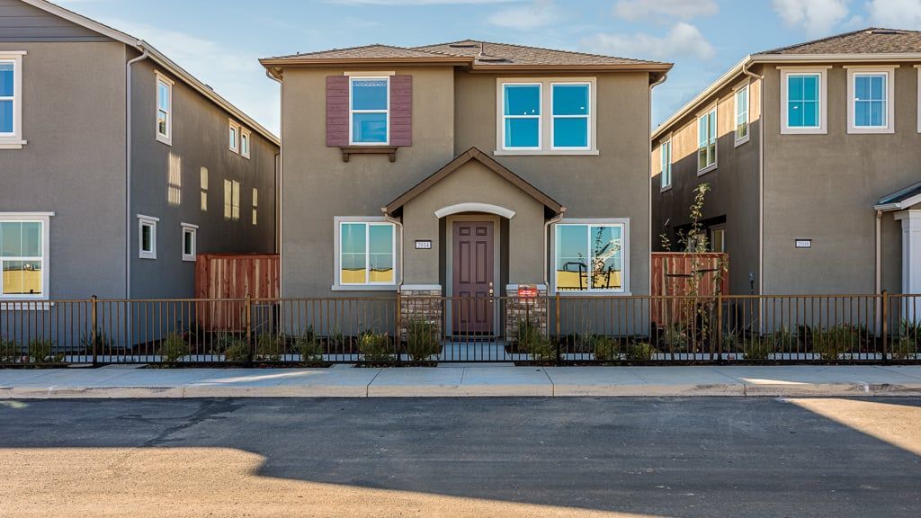 One Bedroom Apartment In Pittsburg Ca
