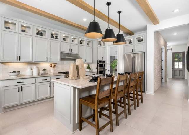 Property at 215 Sentido, Boerne, TX 78006, 2 beds, 2 baths