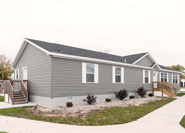 Property at Clayton SL5 S & F REDBUD ESTATES SALES CENTER Plan, Anderson, IN 46013, 4 beds, 3 baths