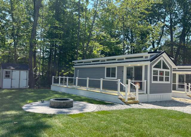 Property at 179 Saco Ave Unit V, Old Orchard Beach, ME 04064, 1 bed, 1 bath