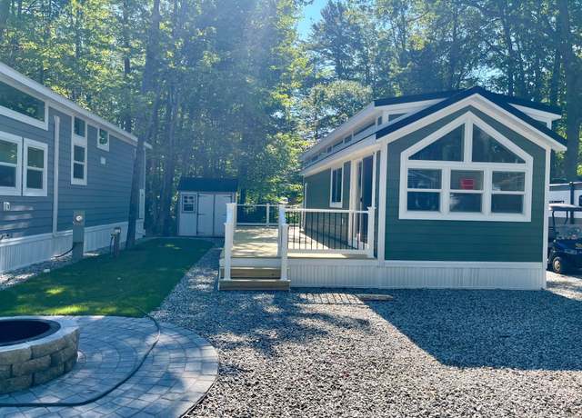 Property at 179 Saco Ave Unit V, Old Orchard Beach, ME 04064, 1 bed, 1 bath
