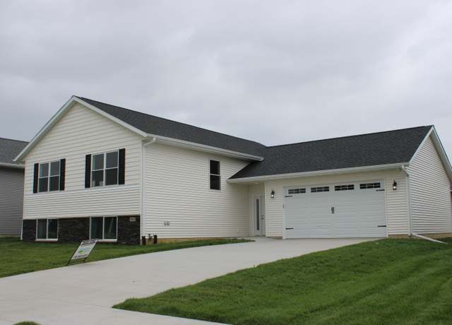 Property at Curtis Plan, Cedar Rapids, IA 52404, 5 beds, 3 baths