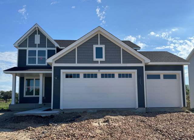 Property at 717 Longmeadow Ln, Waconia, MN 55387, 4 beds, 2.5 baths