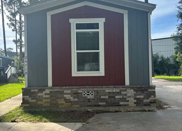 Property at 24719 Perry Ln, Spring, TX 77389, 3 beds, 2 baths