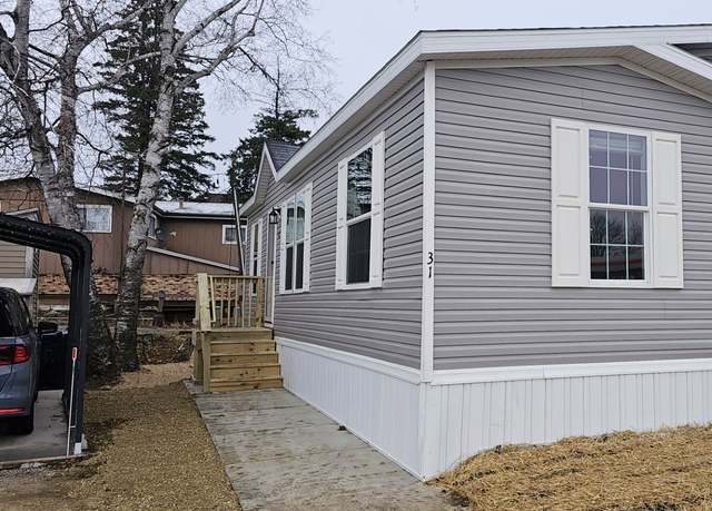 Property at 120 W Highway St #31, Dodge Center, MN 55927, 3 beds, 2 baths