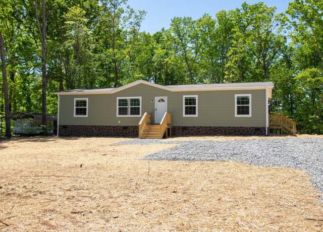 Property at 1423 Tollhouse Hwy, Drakes Branch, VA 23937, 3 beds, 2 baths