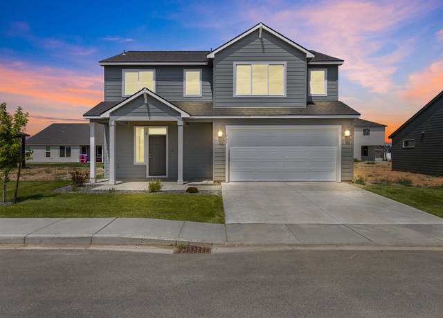 Property at 309 Amberly Ave, Grandview, WA 98930, 4 beds, 3.5 baths