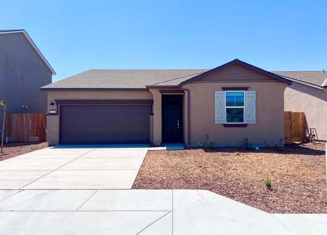 Property at 1765 Union Ave, Tulare, CA 93274, 4 beds, 2 baths