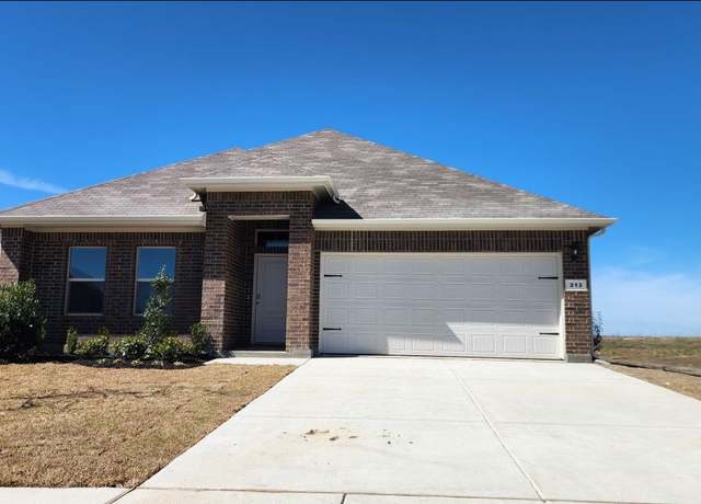 Property at 213 Tyler St, Grandview, TX 76050, 4 beds, 2 baths