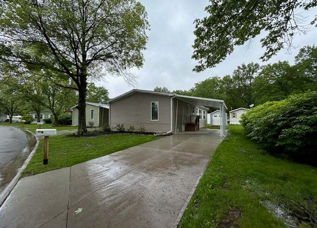 Property at 18 Carrie Ln Unit CAI18, Olmsted Falls, OH 44138, 3 beds, 2 baths