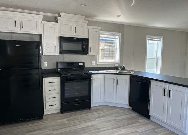 Property at 1908 E 19th St Unit W81, Lawrence, KS 66046, 3 beds, 2 baths