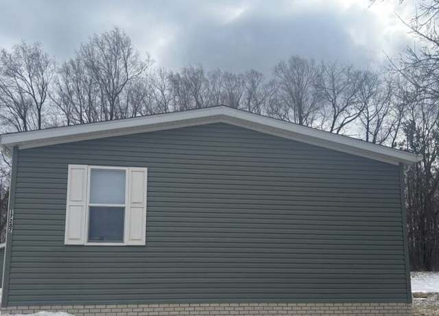 Property at 17287 Roberts Drive Site #216, Davisburg, MI 48350, 4 beds, 2 baths