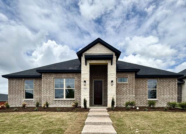 Property at 1805 Acorn Creek Cir, Mesquite, TX 75181, 5 beds, 3.5 baths