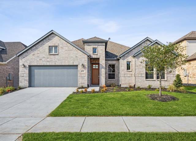 Property at 4616 Crescent Rd, Mckinney, TX 75071, 4 beds, 3.5 baths