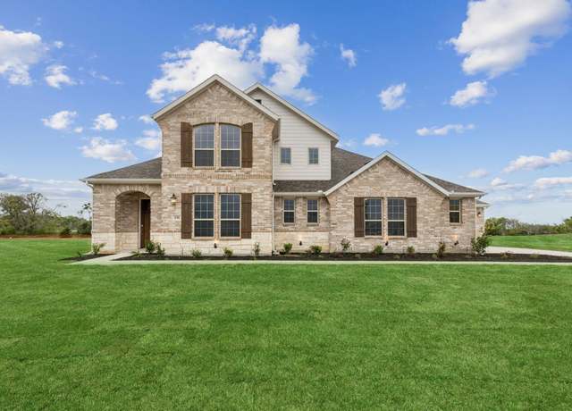 Property at 136 Swan Lake Dr, Waxahachie, TX 75165, 4 beds, 2.5 baths