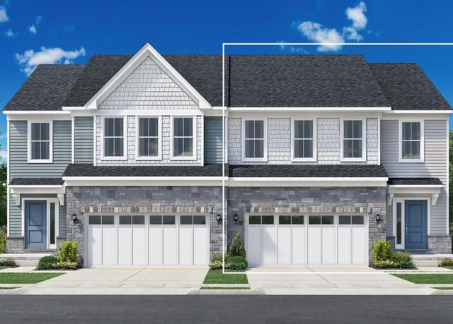 Property at 5332 Trail Vista Dr, West Bloomfield, MI 48323, 3 beds, 2.5 baths