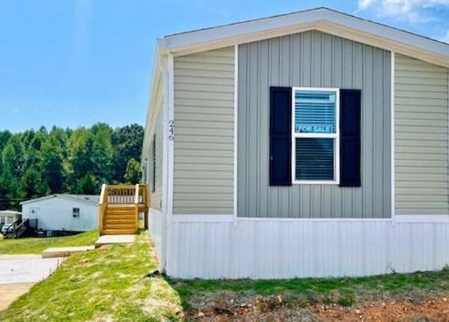 Property at 246 Caroline Ln, Dickson, TN 37055, 3 beds, 2 baths