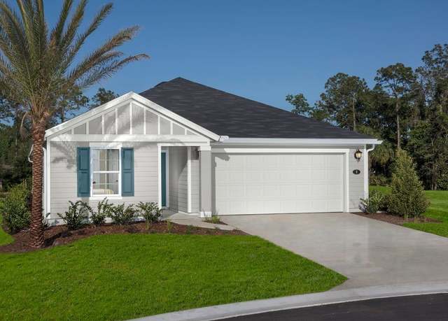 Property at 8 Woodland Pl, Palm Coast, FL 32164, 3 beds, 2 baths