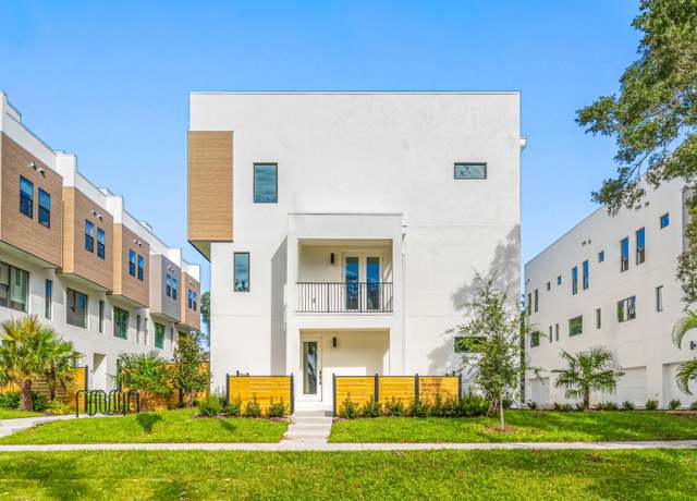 Property at 315 15th St N, St Petersburg, FL 33705, 2 beds, 2.5 baths