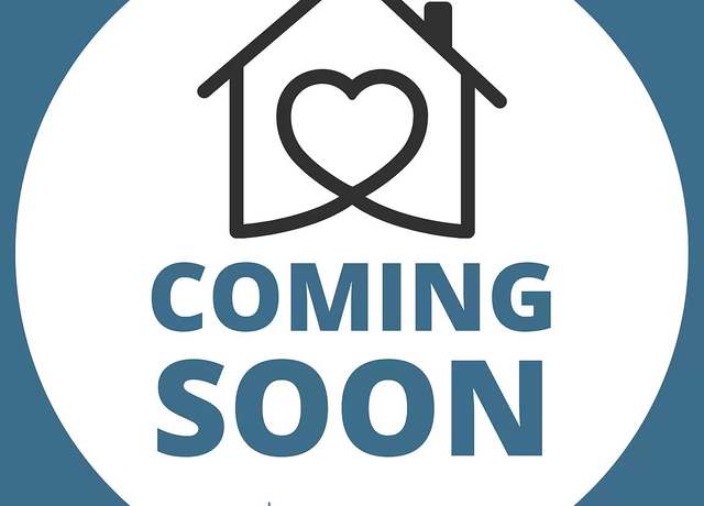 Property at 4696 Primrose Ln, Traverse City, MI 49685, 3 beds, 2 baths
