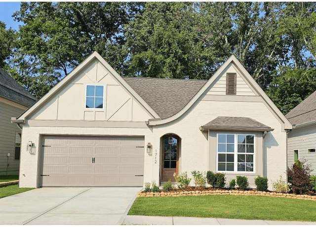 Property at 28 Emmeline Way, Hixson, TN 37343, 3 beds, 3 baths
