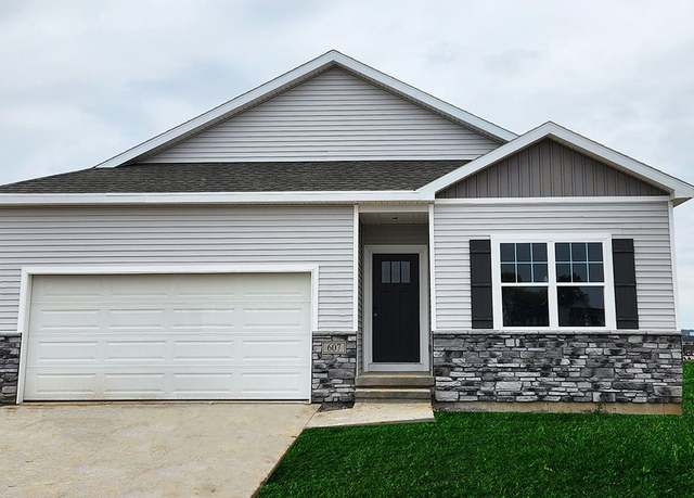 Property at 701 E Goldfinch Dr, Tiffin, IA 52340, 4 beds, 3 baths
