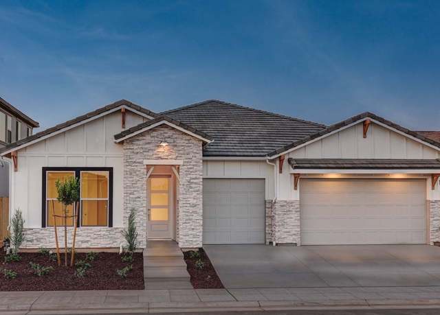 Property at 935 S Talus Way, Madera, CA 93636, 4 beds, 3 baths