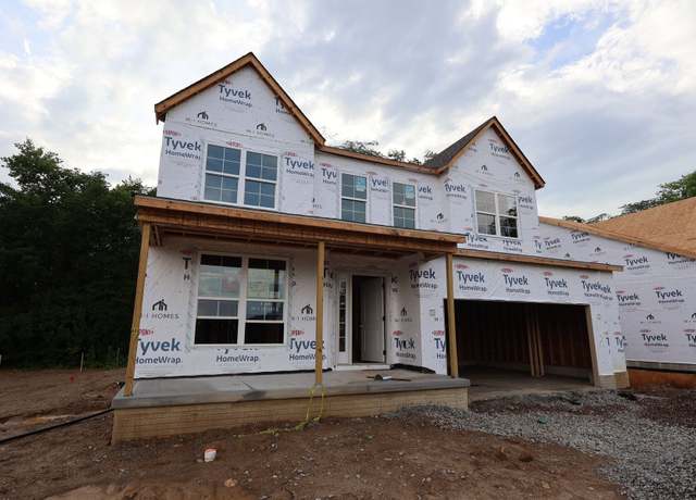 Property at 275 Olympic Loop, Commercial Point, OH 43116, 4 beds, 2.5 baths