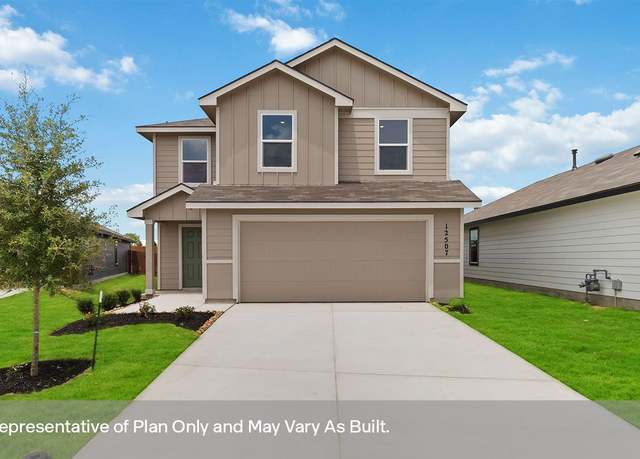 Property at 2205 Lionheart Dr, Luling, TX 78648, 3 beds, 2.5 baths