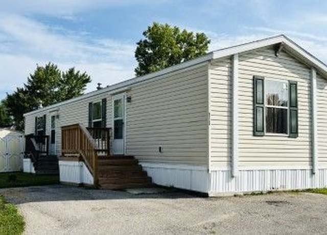 Property at 9226 Warrington Dr, Indianapolis, IN 46234, 2 beds, 2 baths