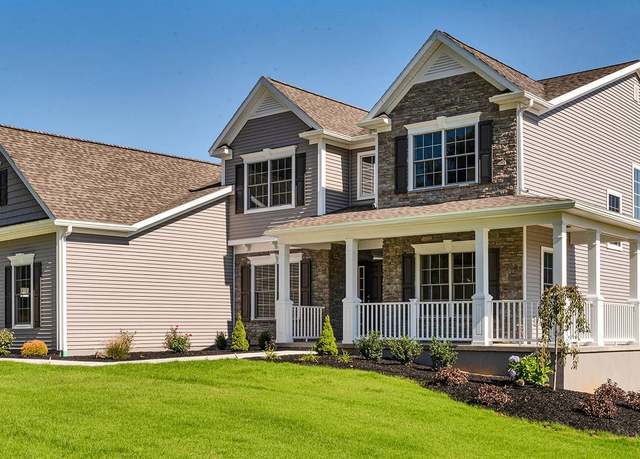 Property at 28 Indigo Ct, Selkirk, NY 12158, 4 beds, 2.5 baths