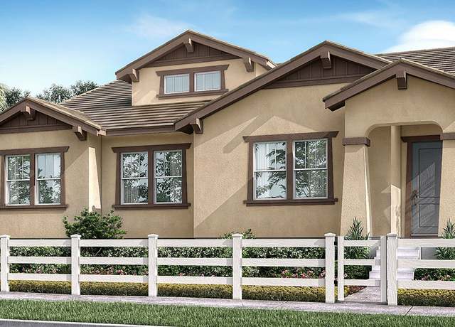 Property at 332 Peters Ln S, Madera, CA 93636, 2 beds, 2.5 baths