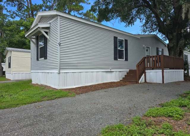 Property at 7117 SW Archer Rd #9, Gainesville, FL 32608, 3 beds, 2 baths