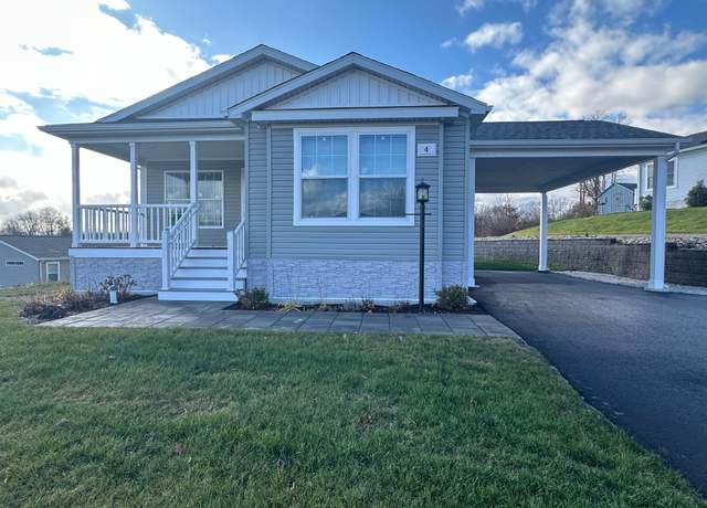 Property at 4 Highland Cir #31, Uncasville, CT 06382, 2 beds, 2 baths