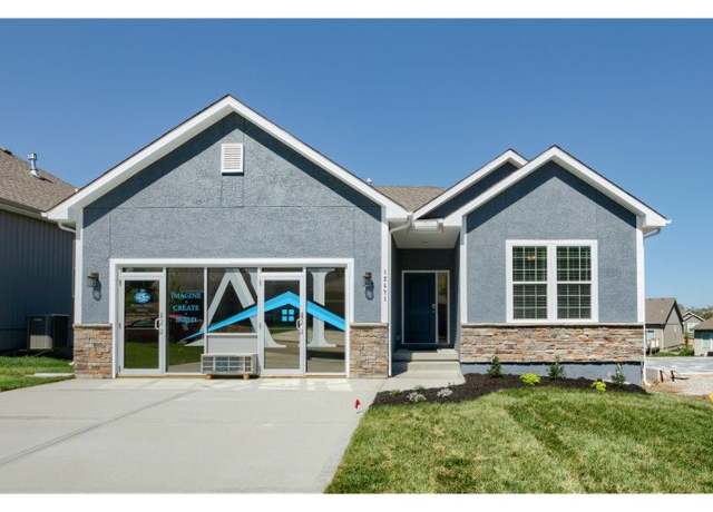 Property at The Oakmont Plan, Lees Summit, MO 64086, 3 beds, 2 baths