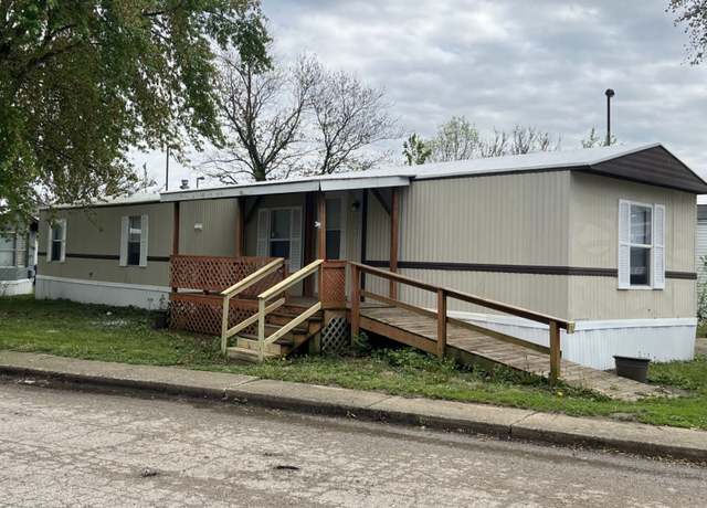 Property at 630 W Elm Ave #215, Charleston, IL 61920, 3 beds, 1 bath