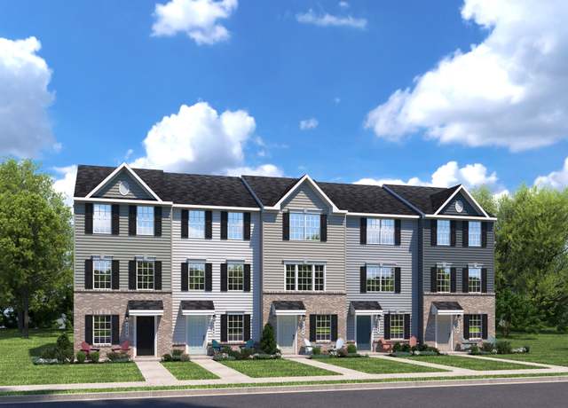 Property at 8013 District Dr, Charlotte, NC 28213, 3 beds, 3.5 baths