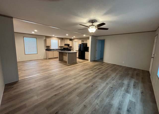 Property at 8847 Briarwood Ave, Kalamazoo, MI 49009, 3 beds, 2 baths