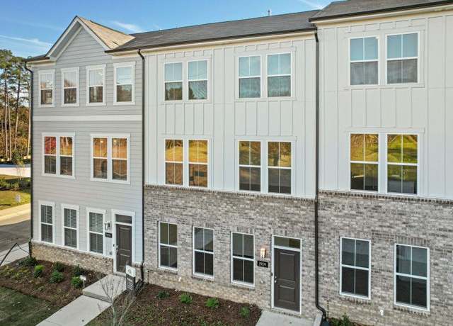 Property at 1909 Galloway Rd, Charlotte, NC 28262, 3 beds, 2.5 baths