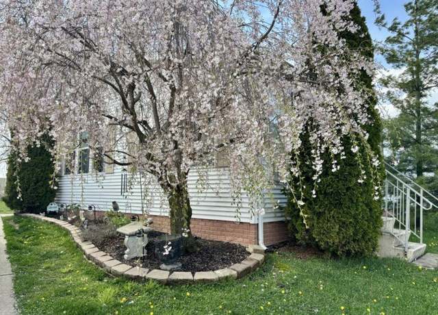 Property at 32987 Primrose Ct #65, New Haven, MI 48048, 3 beds, 2 baths