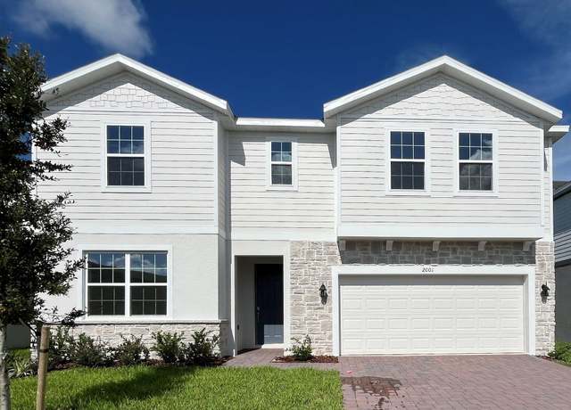 Property at 2001 Heart Lake Dr, Groveland, FL 34736, 6 beds, 4 baths