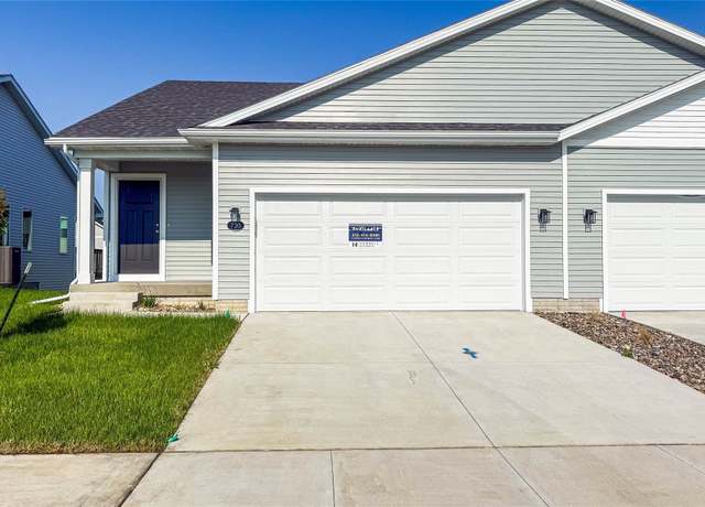 Property at 730 Caliburn St, Pleasant Hill, IA 50327, 3 beds, 3 baths