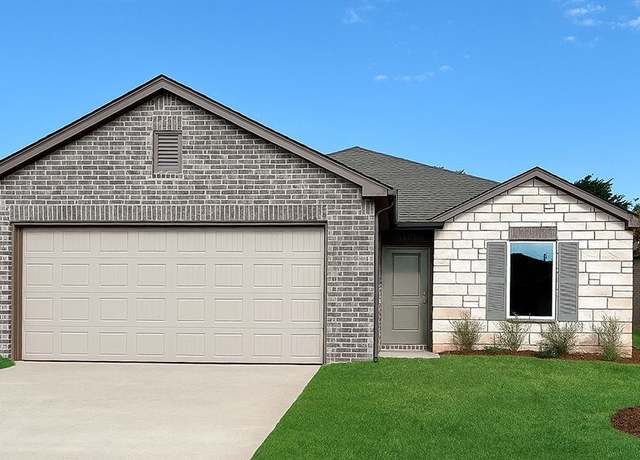Property at 425 Kale Rd, Tuttle, OK 73089, 3 beds, 2 baths